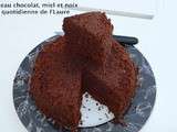 Gâteau chocolat, miel et noix