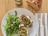 Tartine, courgettes rôties et pesto coriandre