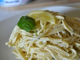 Spaghettis au cream cheese, citron et basilic