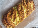 Babka salée au pesto et mozzarella