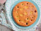 Gâteau moelleux à la compote de rhubarbe et framboises