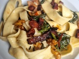 Papardelle au chorizo, épinards et noix