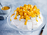 Pavlova mangue passion {un dessert enchanteur et spectaculaire}